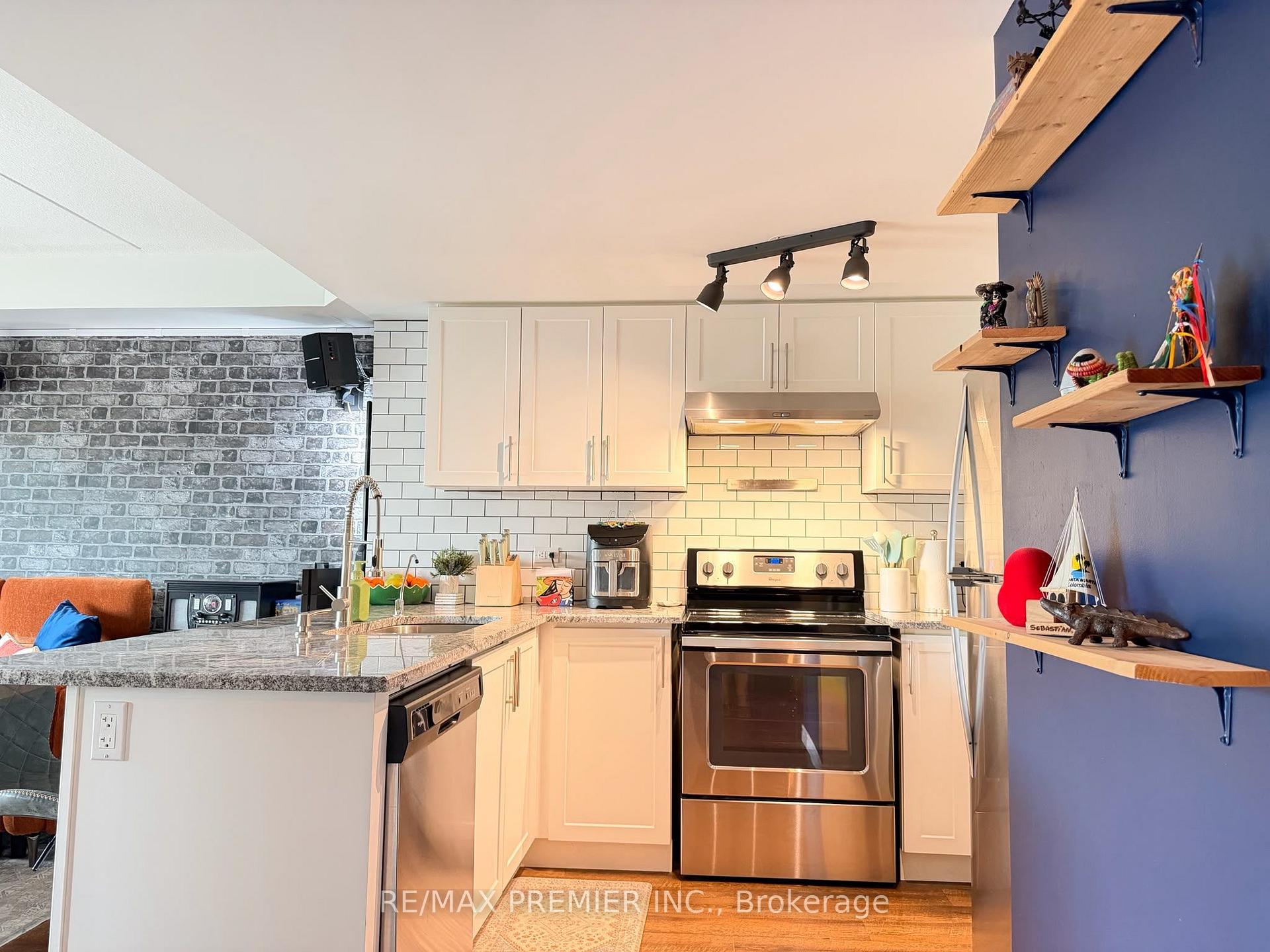 Photo 14 of Unit 315, 7 Kay Crescent, Guelph, Pineridge/Westminster Woods — HOMEH