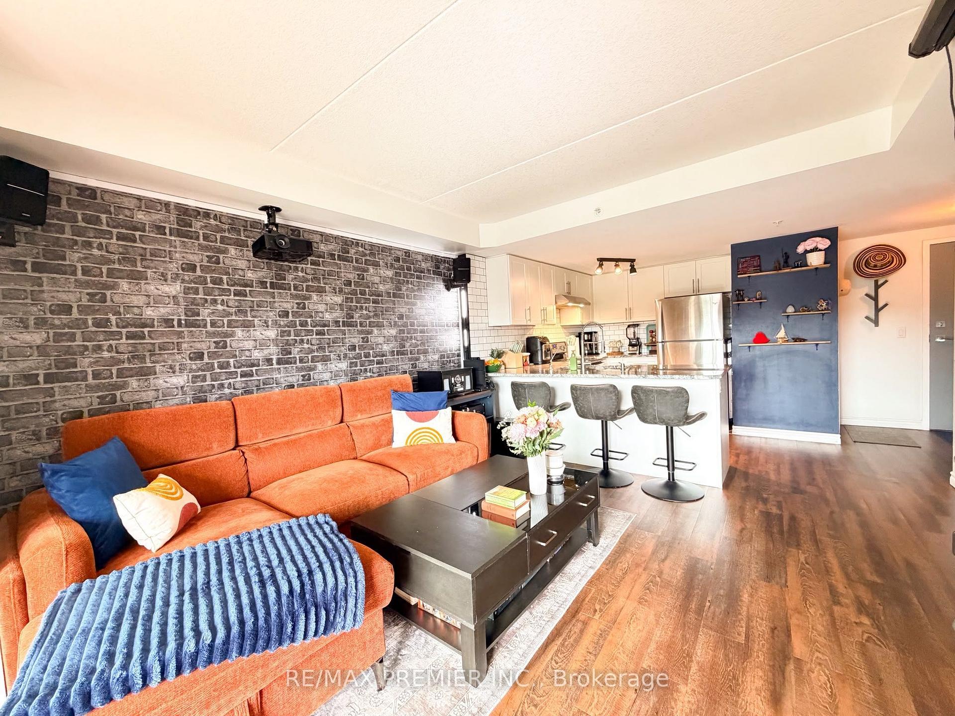 Photo 10 of Unit 315, 7 Kay Crescent, Guelph, Pineridge/Westminster Woods — HOMEH