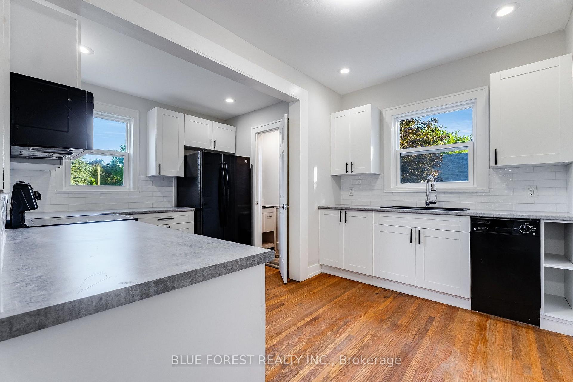 Photo 12 of 16 York Street E, Chatham-Kent, Ridgetown — HOMEH