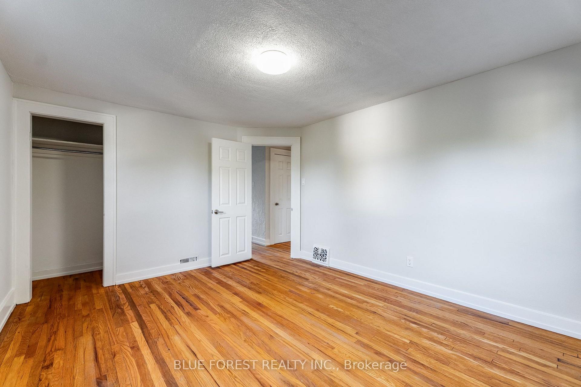 Photo 19 of 16 York Street E, Chatham-Kent, Ridgetown — HOMEH