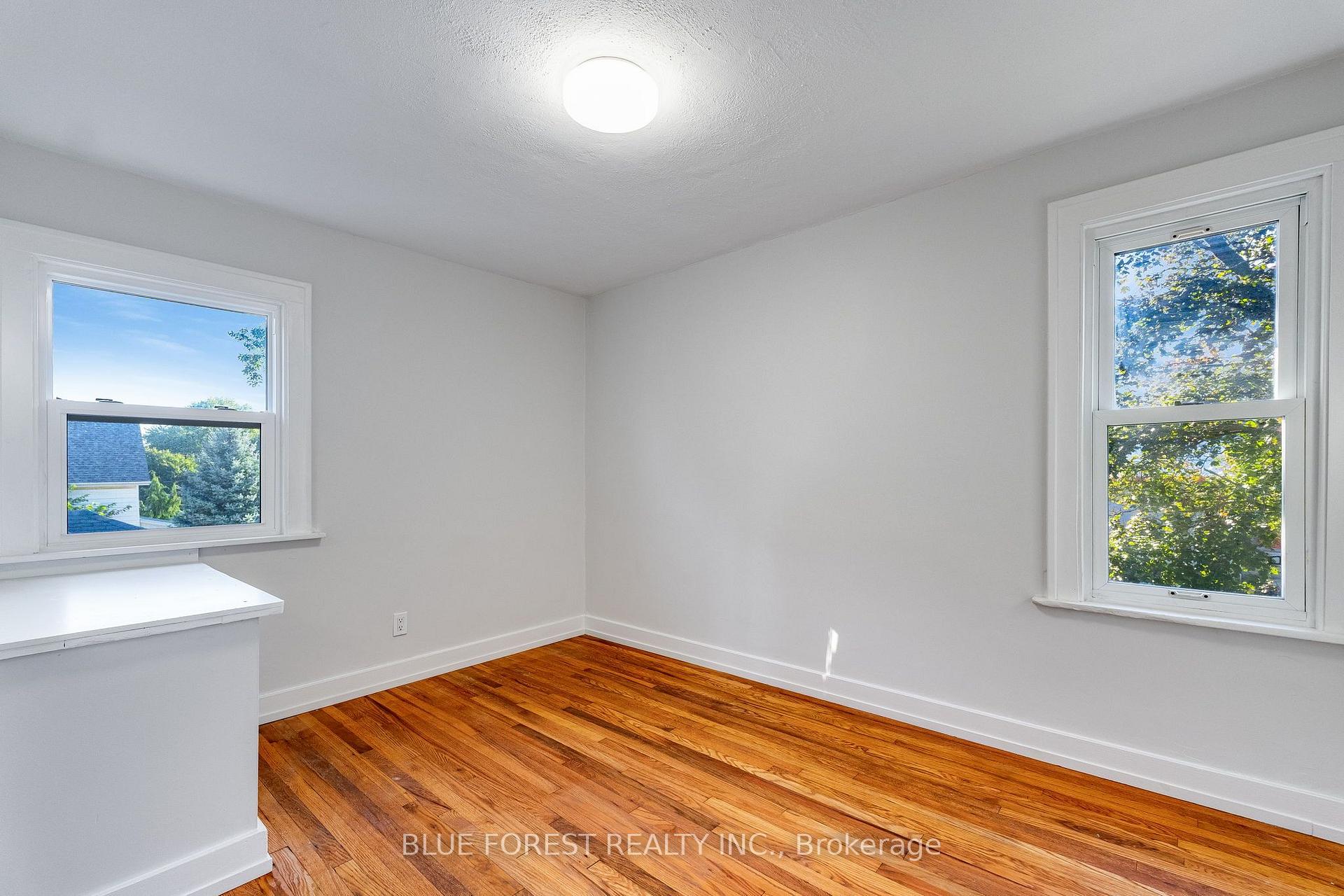Photo 20 of 16 York Street E, Chatham-Kent, Ridgetown — HOMEH