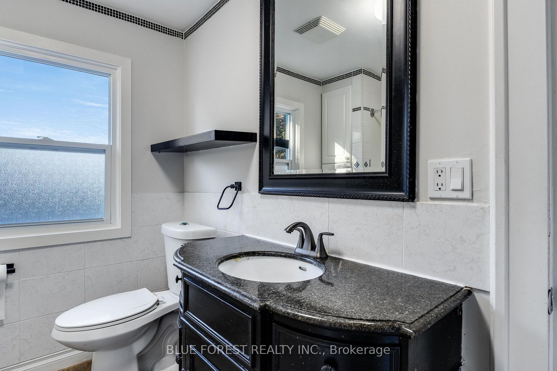 Photo 23 of 16 York Street E, Chatham-Kent, Ridgetown — HOMEH