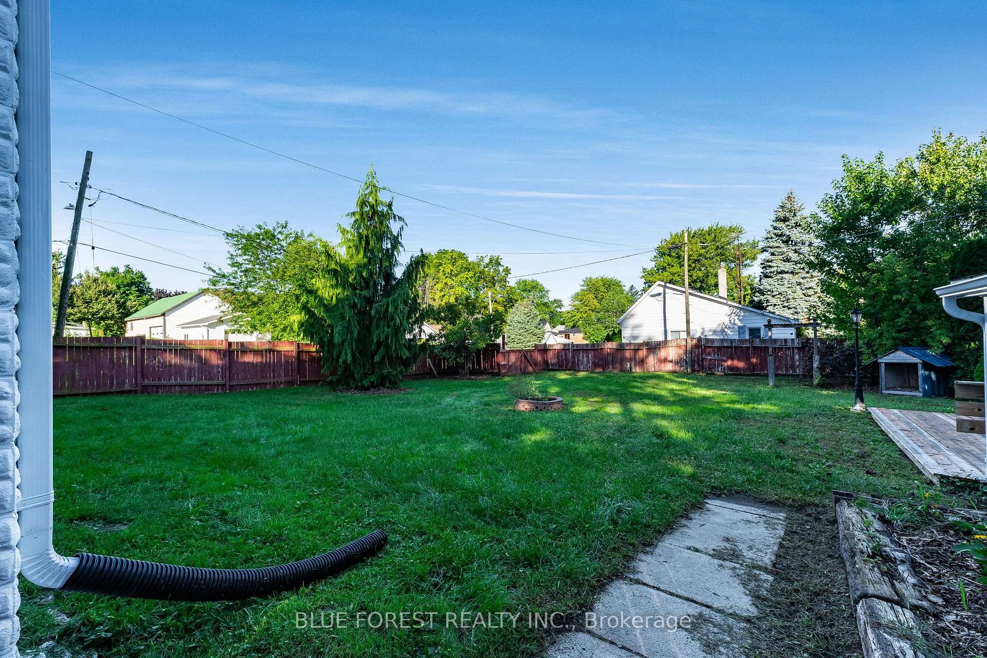 Photo 30 of 16 York Street E, Chatham-Kent, Ridgetown — HOMEH