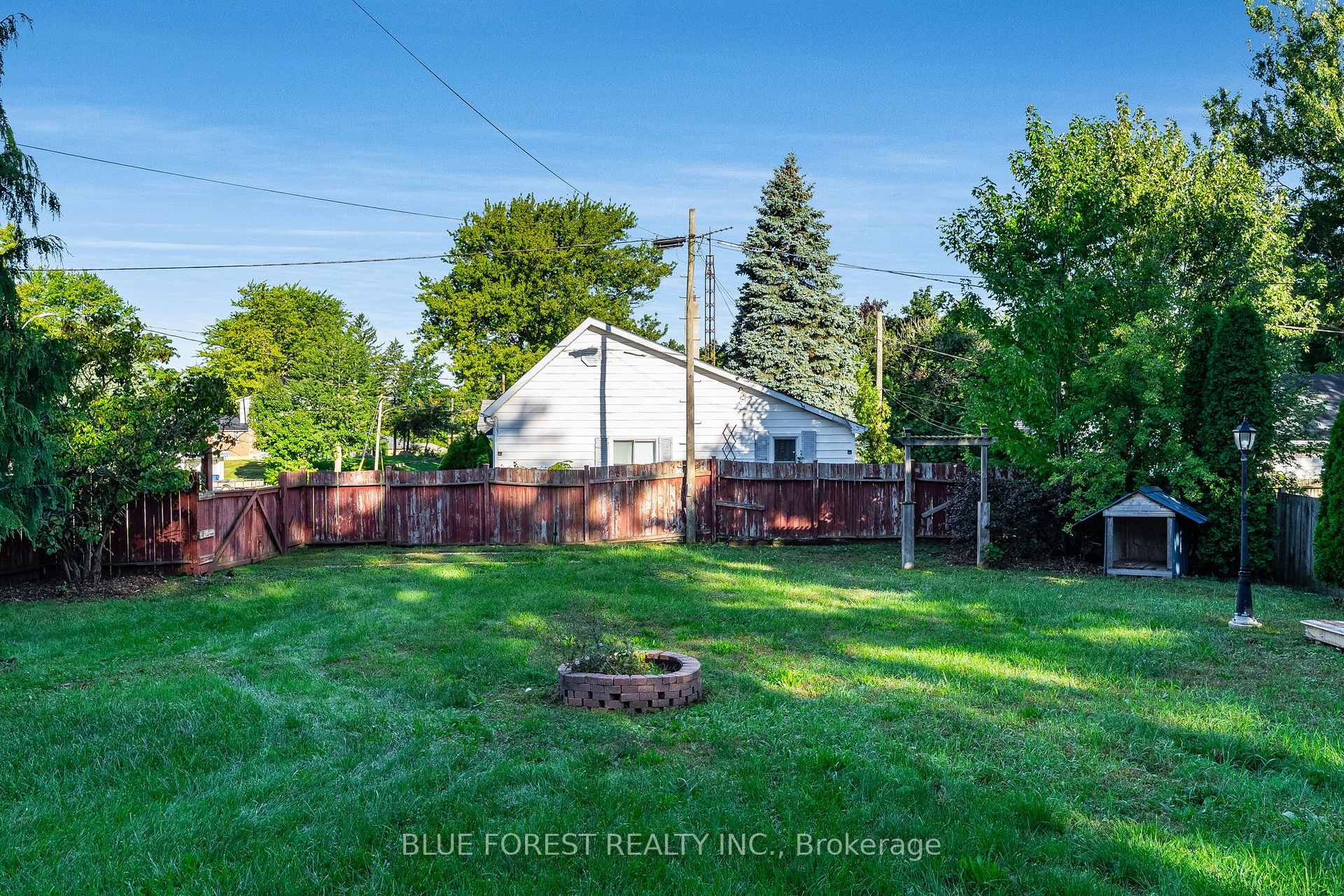 Photo 39 of 16 York Street E, Chatham-Kent, Ridgetown — HOMEH
