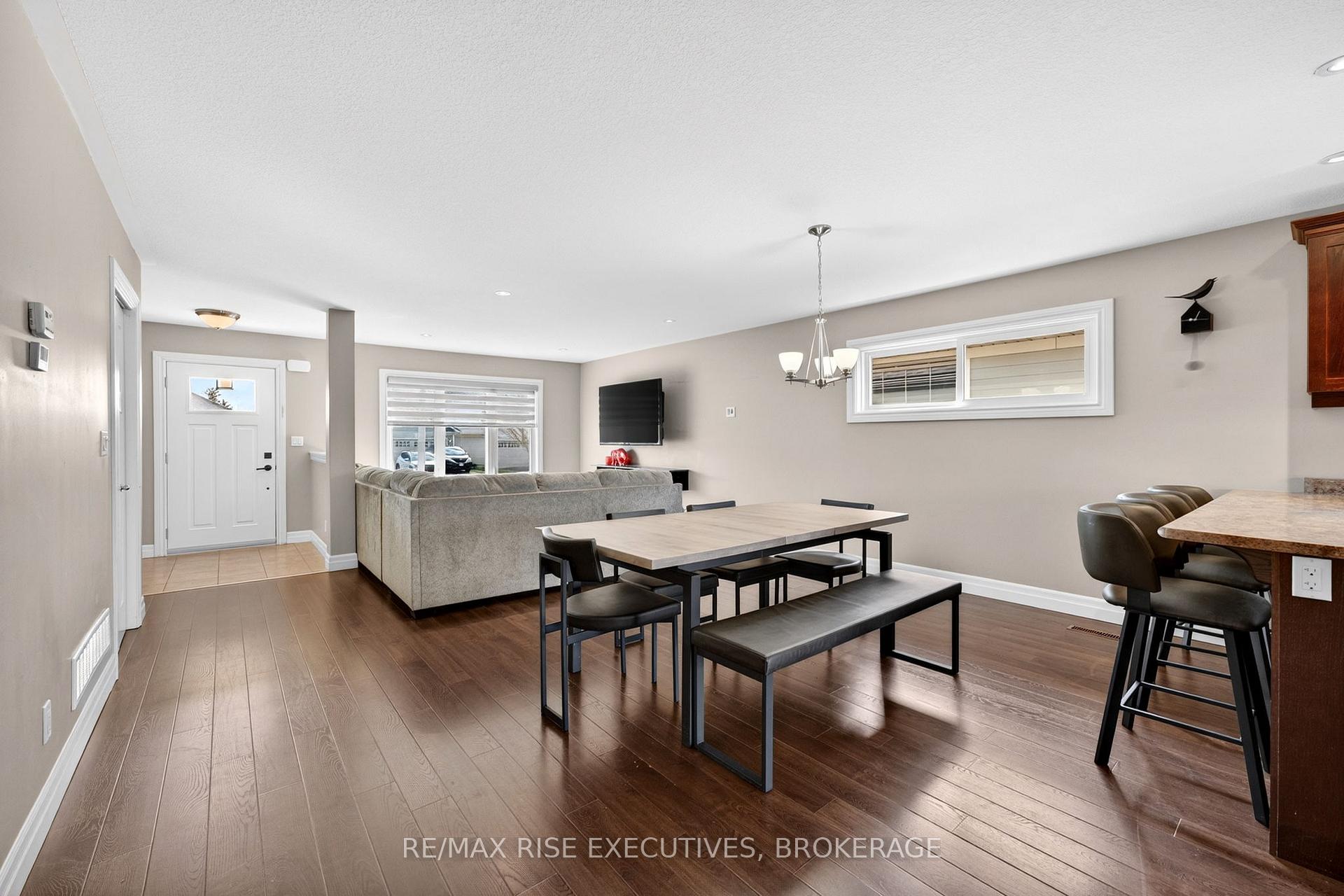 Photo 7 of 44 Tessa Boulevard, Belleville, Belleville Ward — HOMEH