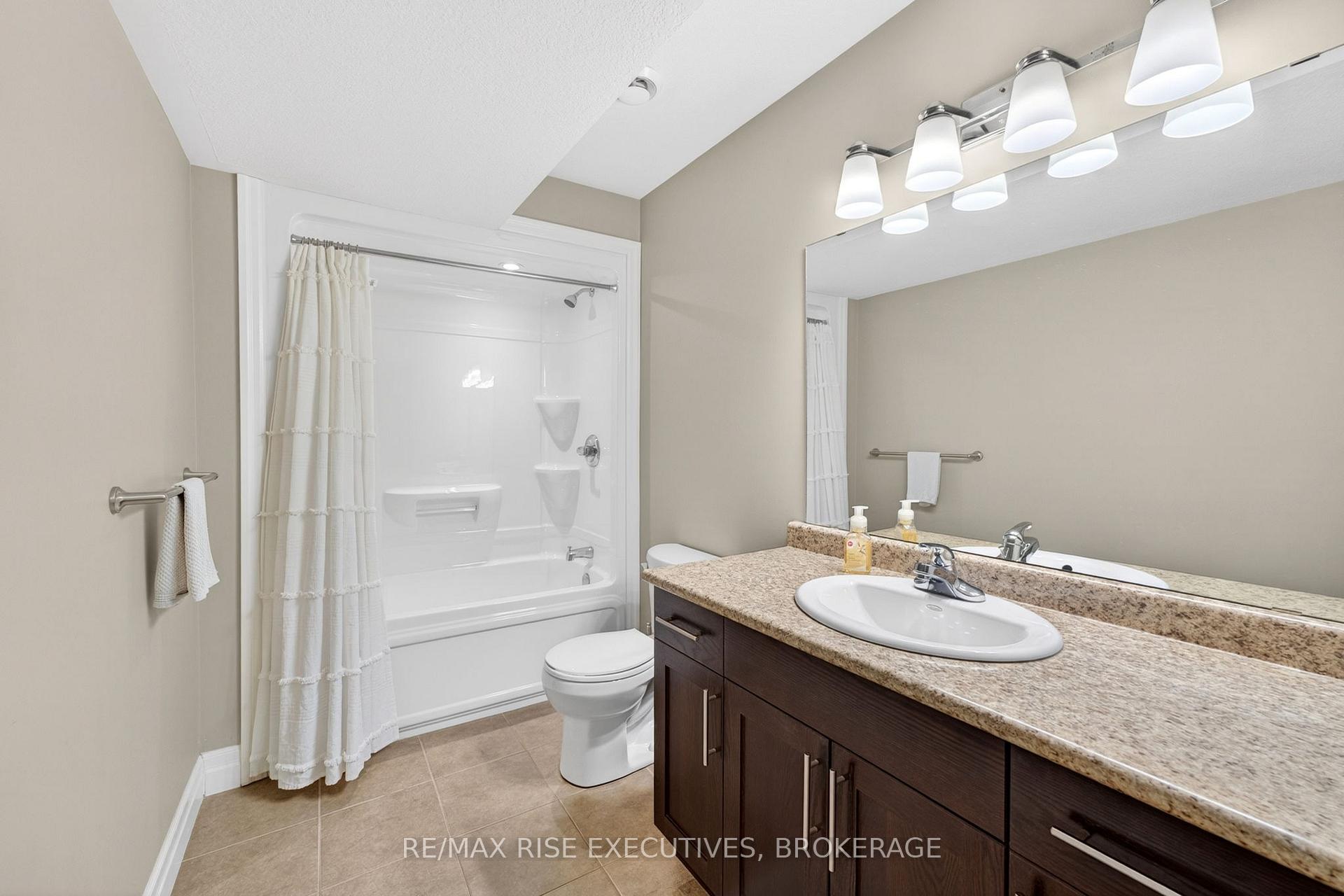 Photo 24 of 44 Tessa Boulevard, Belleville, Belleville Ward — HOMEH