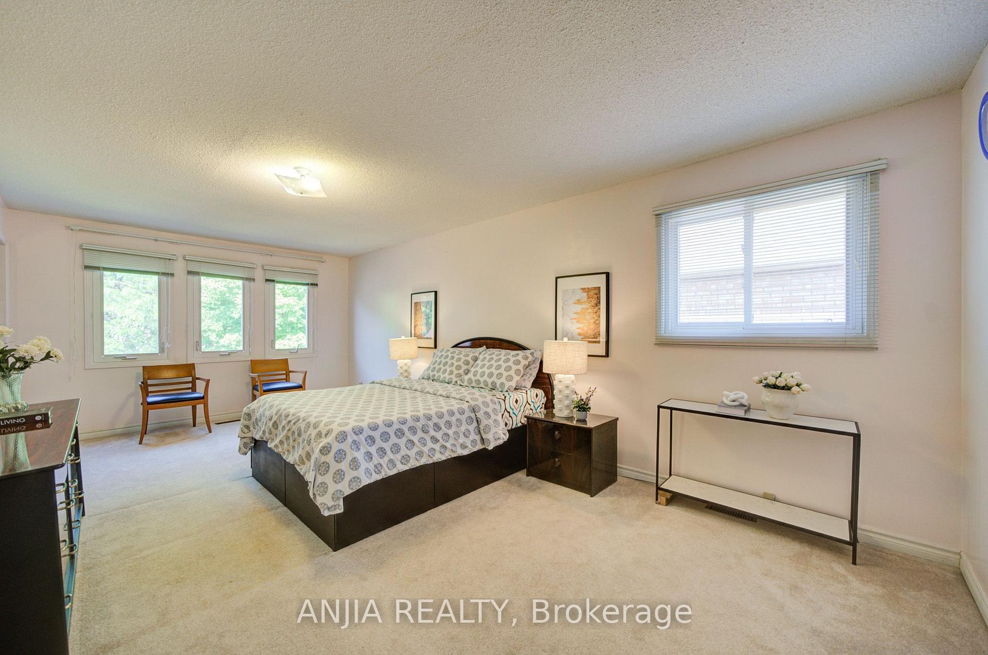 Photo 22 of 8 Brooklyn Crescent, Markham, Unionville — HOMEH