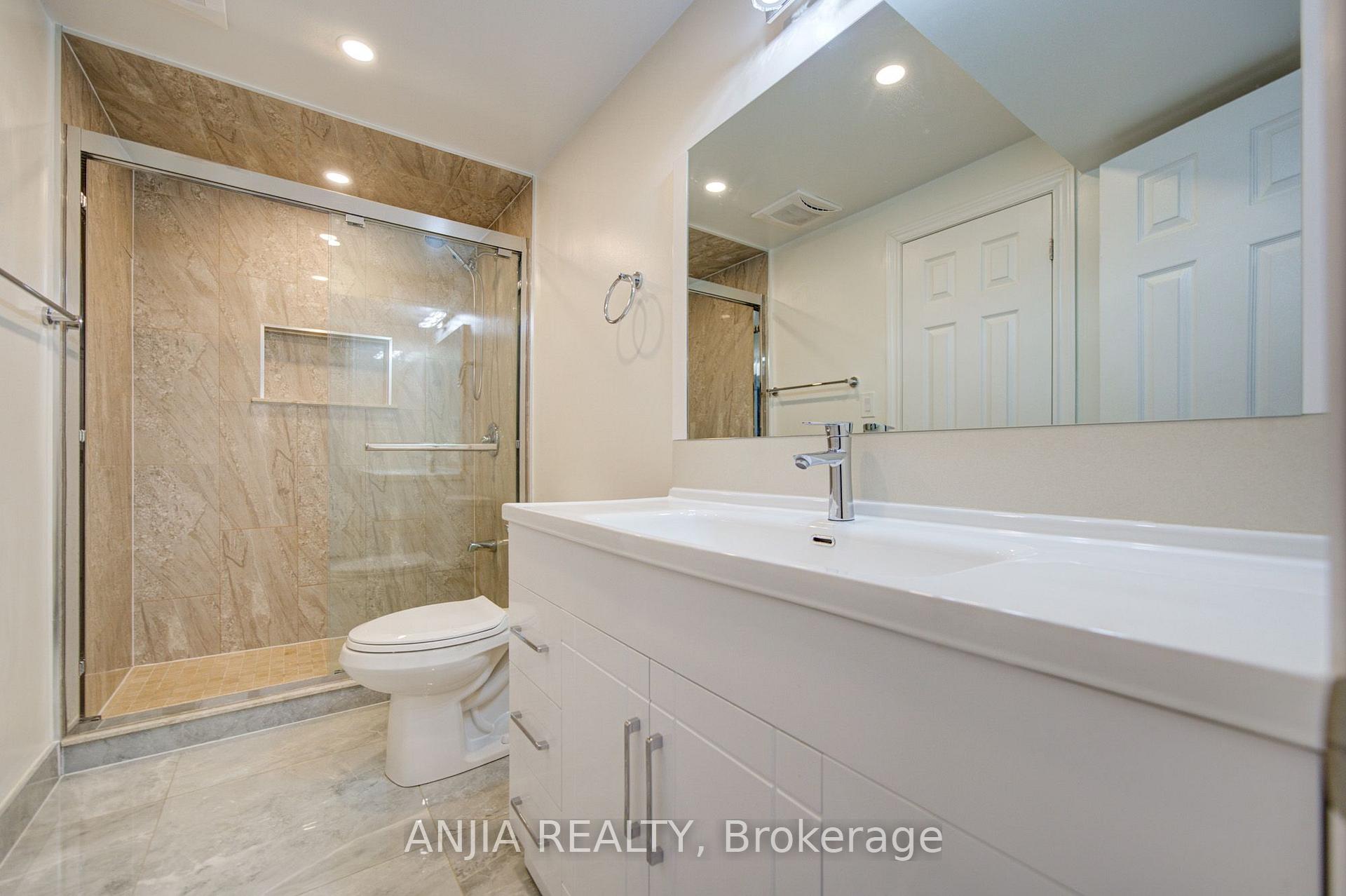 Photo 43 of 8 Brooklyn Crescent, Markham, Unionville — HOMEH