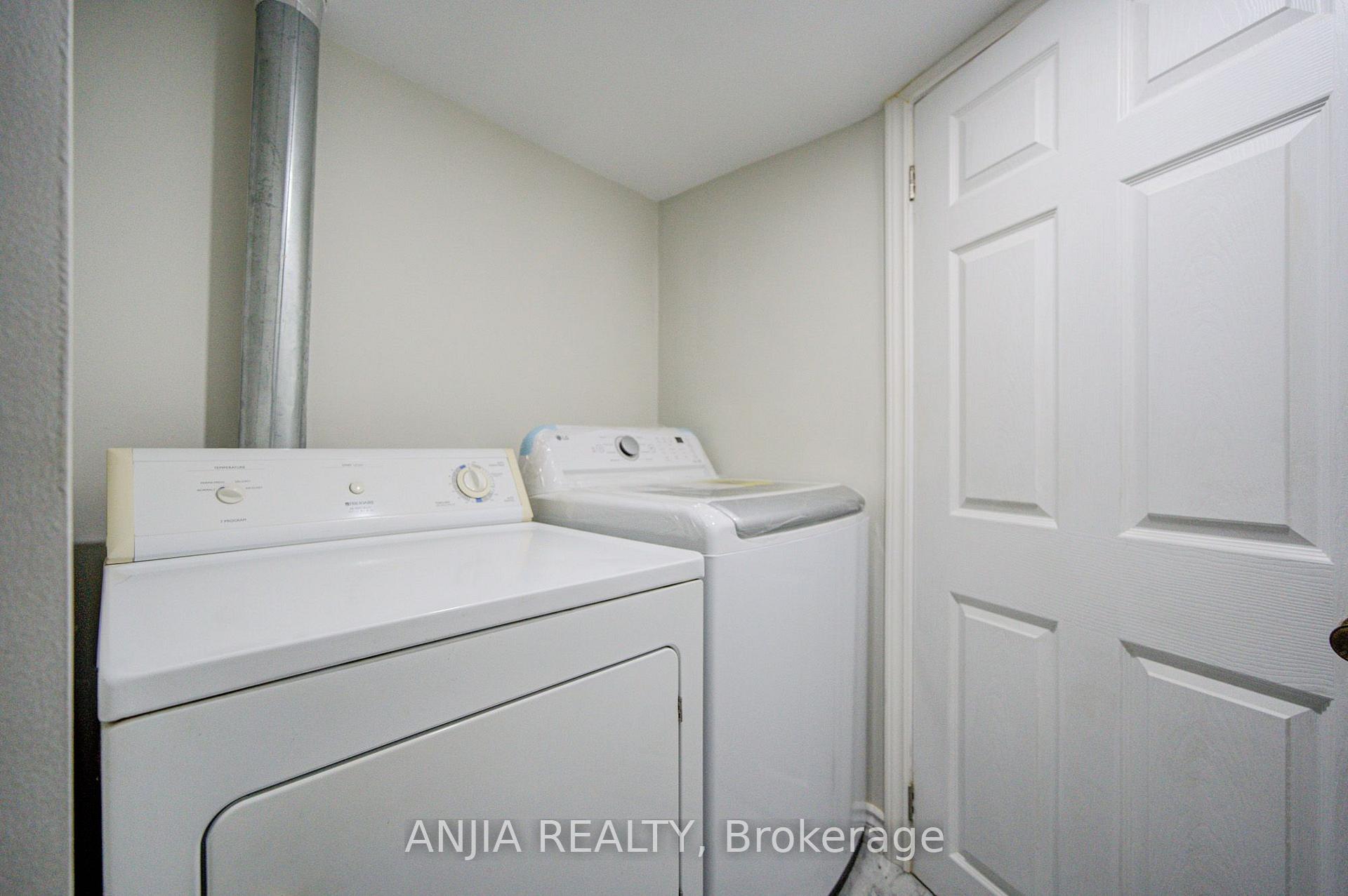 Photo 44 of 8 Brooklyn Crescent, Markham, Unionville — HOMEH