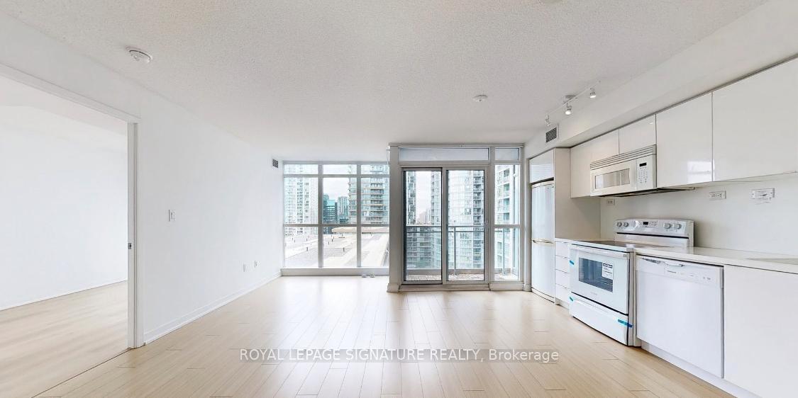 Photo 4 of Unit 1201, 10 Capreol Court, Toronto, Waterfront Communities — HOMEH