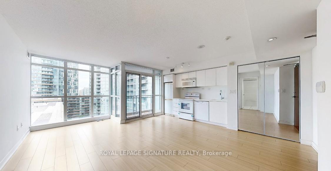 Photo 5 of Unit 1201, 10 Capreol Court, Toronto, Waterfront Communities — HOMEH