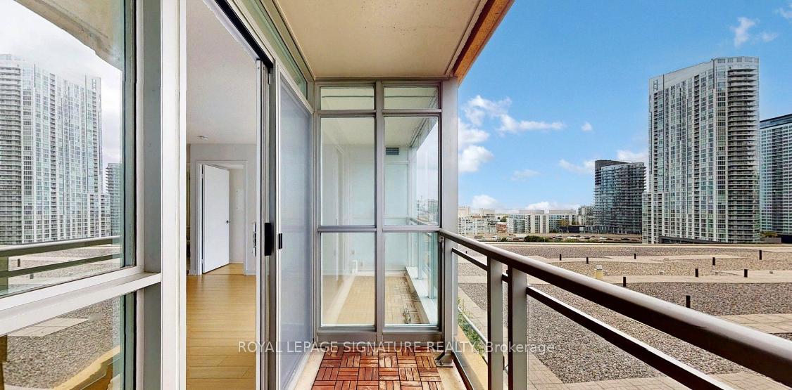 Photo 10 of Unit 1201, 10 Capreol Court, Toronto, Waterfront Communities — HOMEH