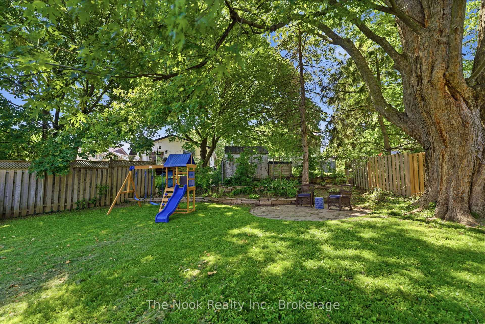 Photo 45 of 30 Deerpark Crescent, Clarington, Bowmanville — HOMEH