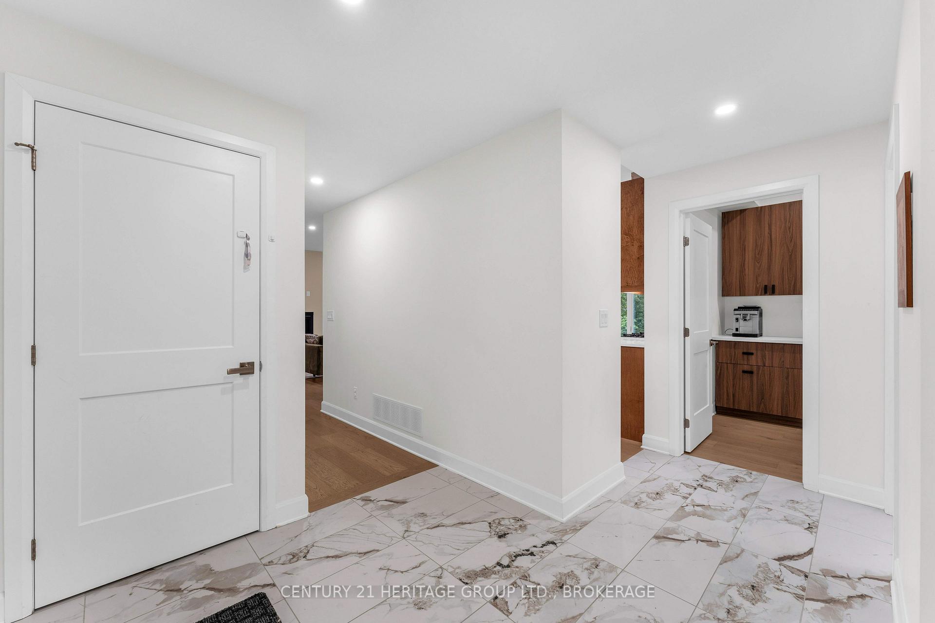Photo 23 of 1625 Boardwalk Drive, Kingston, City Northwest — HOMEH