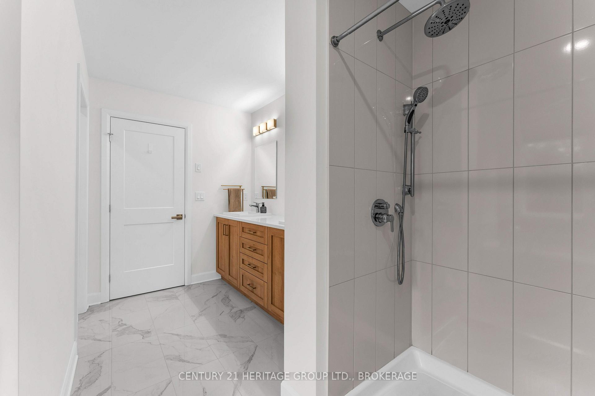 Photo 34 of 1625 Boardwalk Drive, Kingston, City Northwest — HOMEH