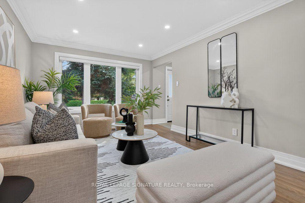 Photo 8 of 24 Glenshaw Crescent, Toronto, O'Connor-Parkview — HOMEH