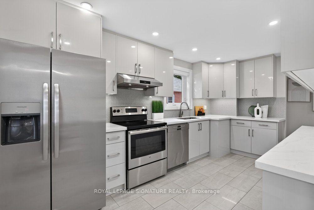 Photo 15 of 24 Glenshaw Crescent, Toronto, O'Connor-Parkview — HOMEH