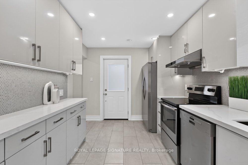 Photo 17 of 24 Glenshaw Crescent, Toronto, O'Connor-Parkview — HOMEH