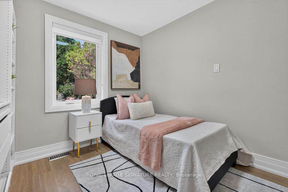 Photo 25 of 24 Glenshaw Crescent, Toronto, O'Connor-Parkview — HOMEH