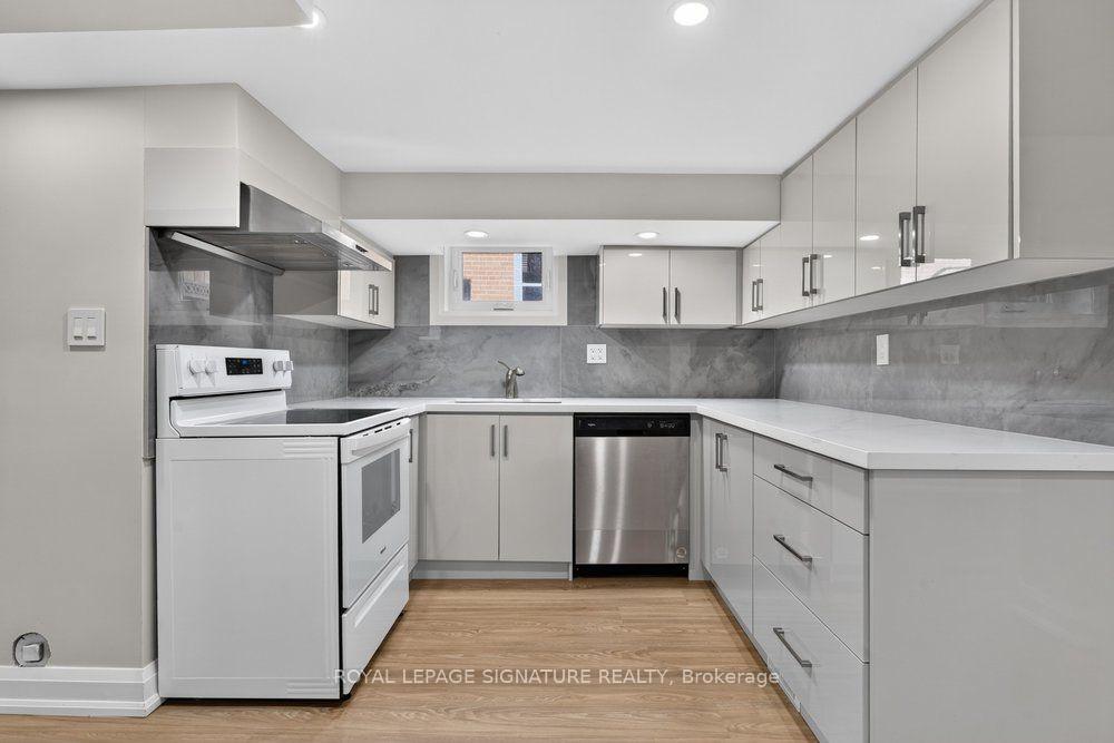 Photo 32 of 24 Glenshaw Crescent, Toronto, O'Connor-Parkview — HOMEH