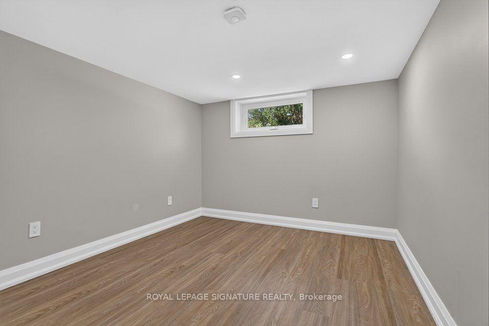 Photo 33 of 24 Glenshaw Crescent, Toronto, O'Connor-Parkview — HOMEH
