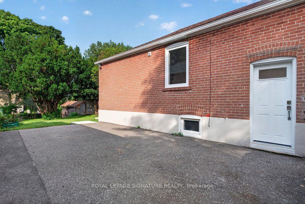 Photo 38 of 24 Glenshaw Crescent, Toronto, O'Connor-Parkview — HOMEH