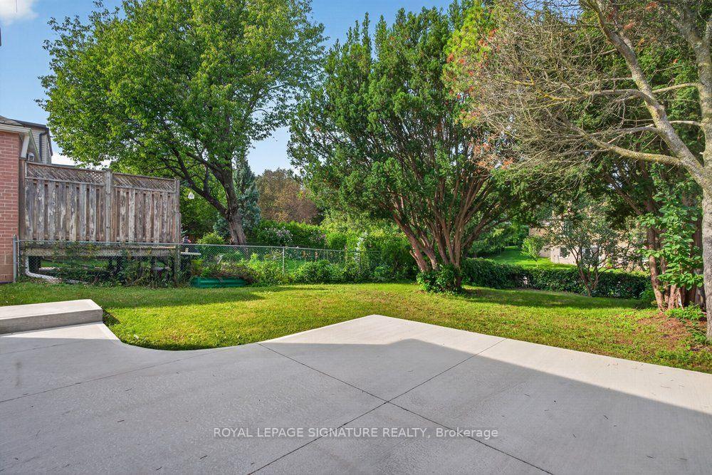 Photo 41 of 24 Glenshaw Crescent, Toronto, O'Connor-Parkview — HOMEH