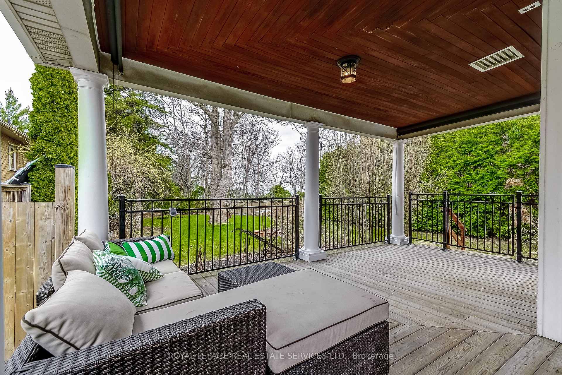 Photo 31 of 139 Lake Street, Grimsby, Grimsby Beach — HOMEH