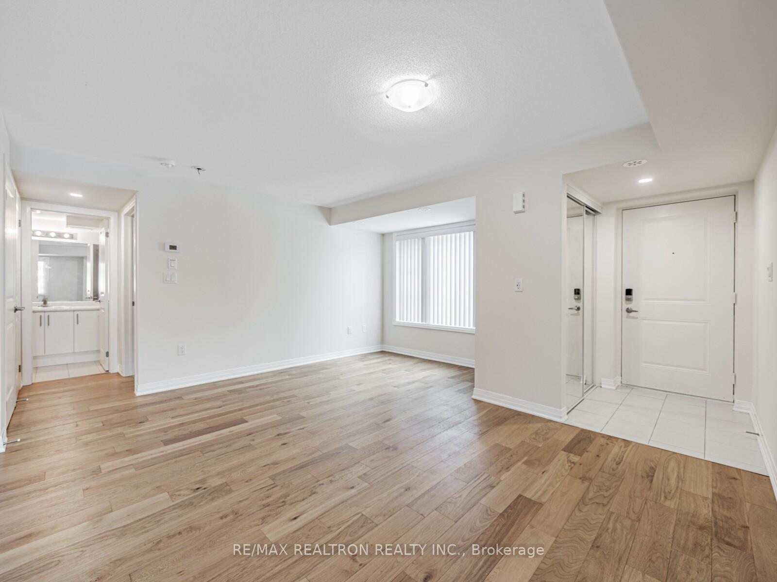 Photo 5 of Unit 16, 38A Lookout Drive, Clarington, Bowmanville — HOMEH