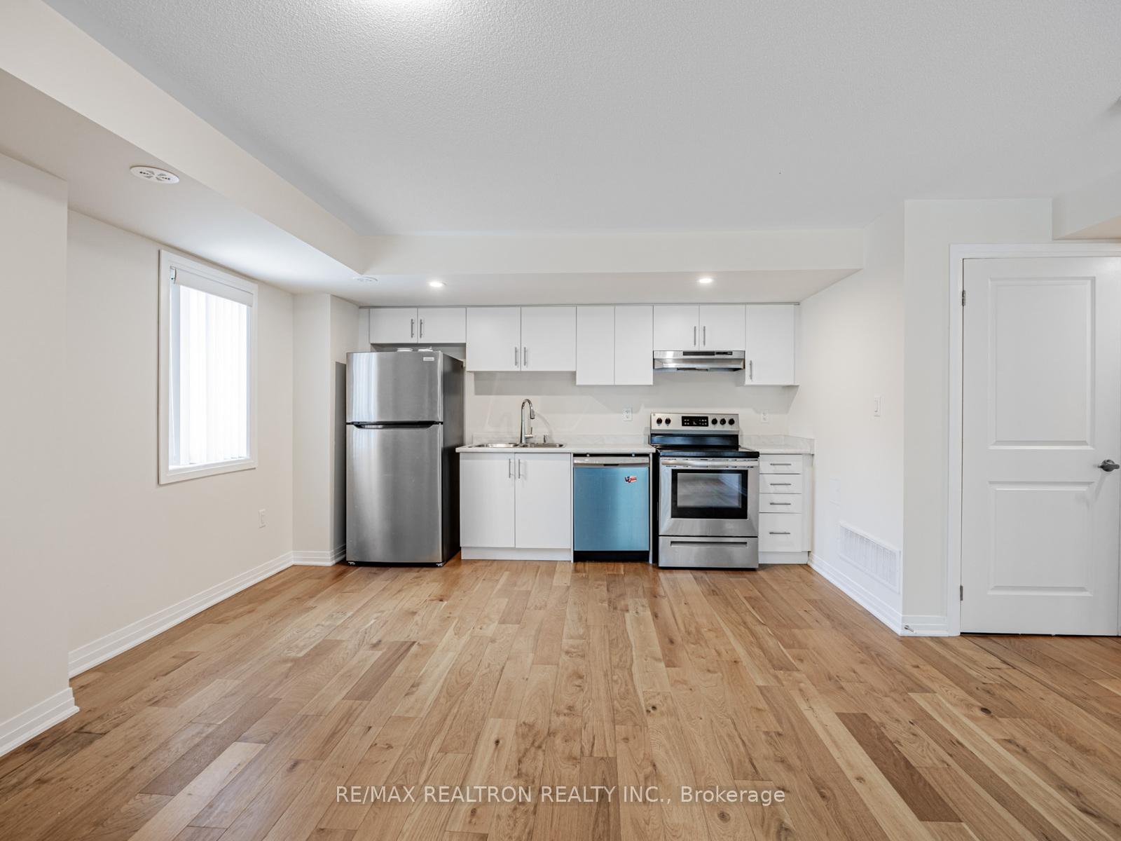 Photo 12 of Unit 16, 38A Lookout Drive, Clarington, Bowmanville — HOMEH