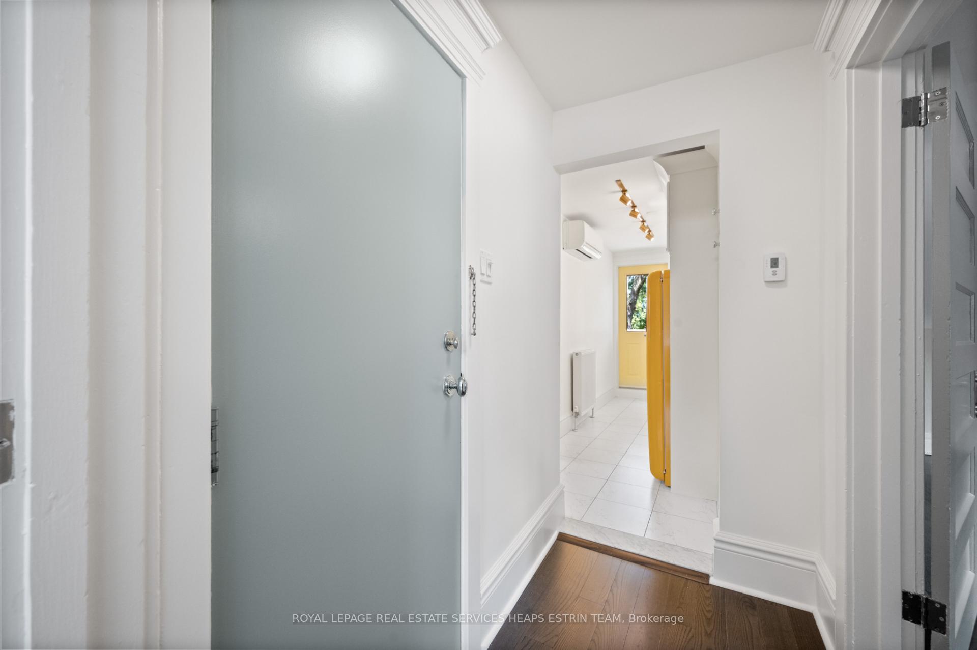 Photo 5 of Unit Third, 18 Castle Frank Crescent, Toronto, Rosedale-Moore Park — HOMEH