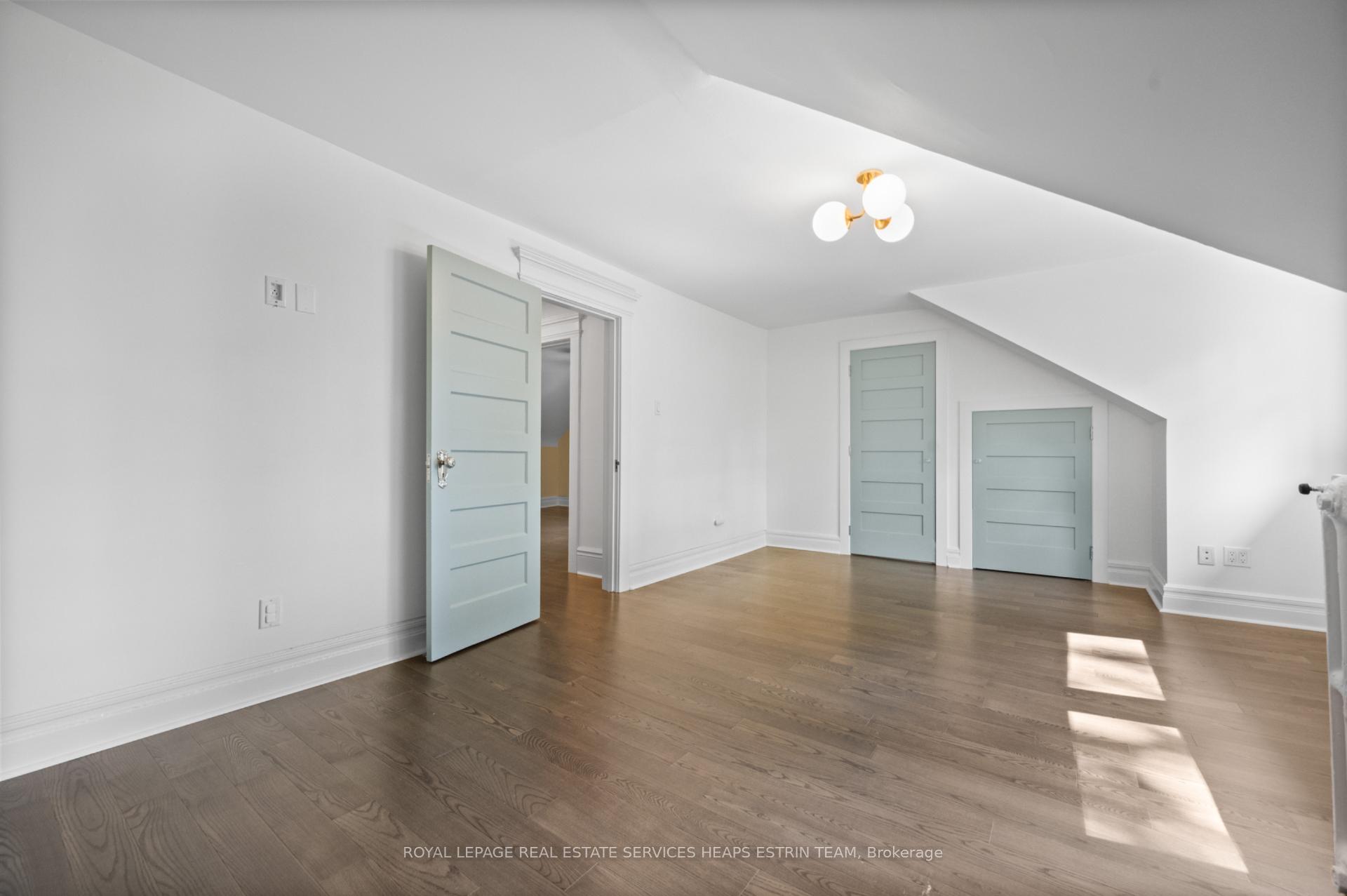 Photo 11 of Unit Third, 18 Castle Frank Crescent, Toronto, Rosedale-Moore Park — HOMEH