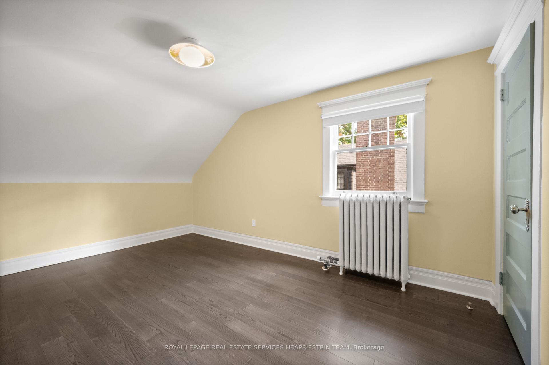 Photo 14 of Unit Third, 18 Castle Frank Crescent, Toronto, Rosedale-Moore Park — HOMEH