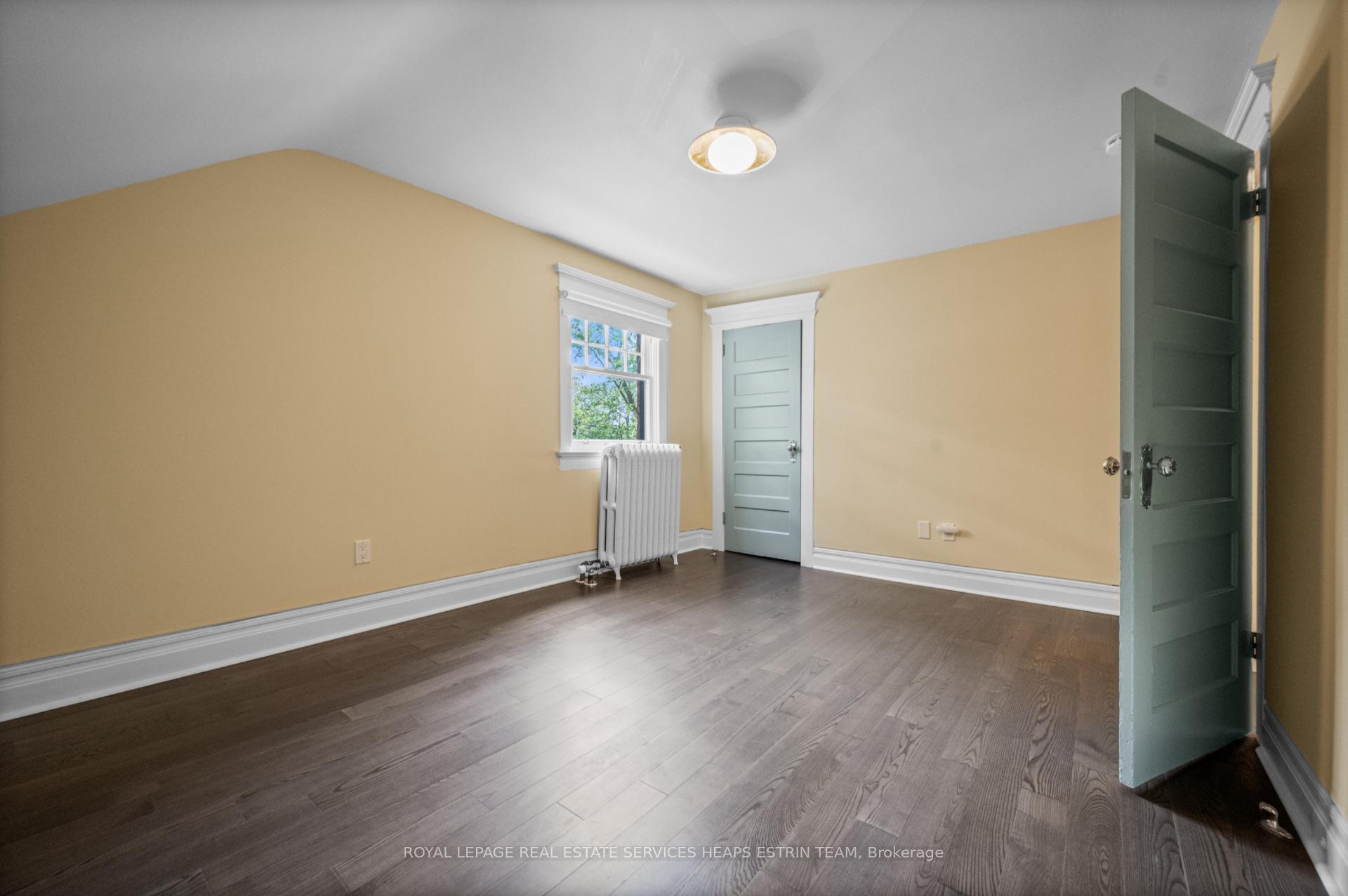 Photo 17 of Unit Third, 18 Castle Frank Crescent, Toronto, Rosedale-Moore Park — HOMEH