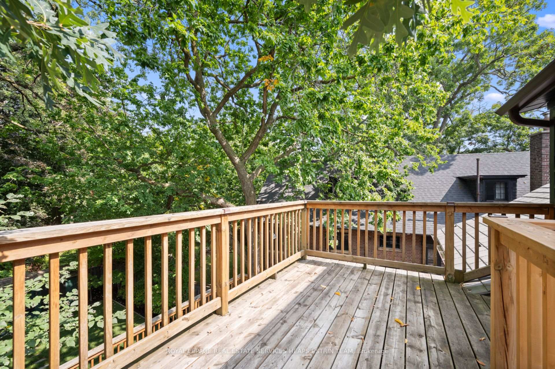 Photo 21 of Unit Third, 18 Castle Frank Crescent, Toronto, Rosedale-Moore Park — HOMEH