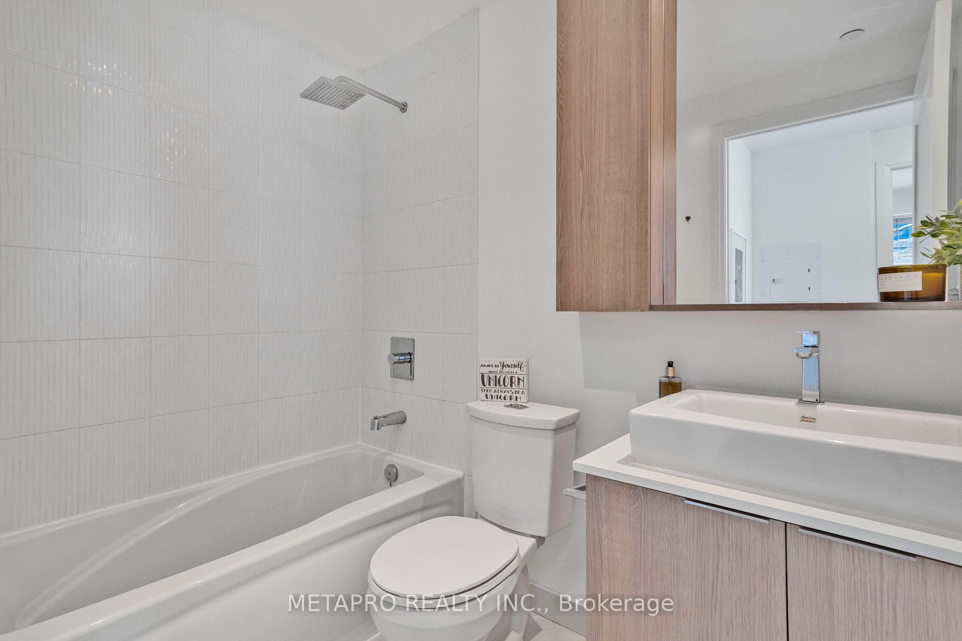 Photo 11 of Unit 809, 110 Marine Parade Drive, Etobicoke, Mimico — HOMEH