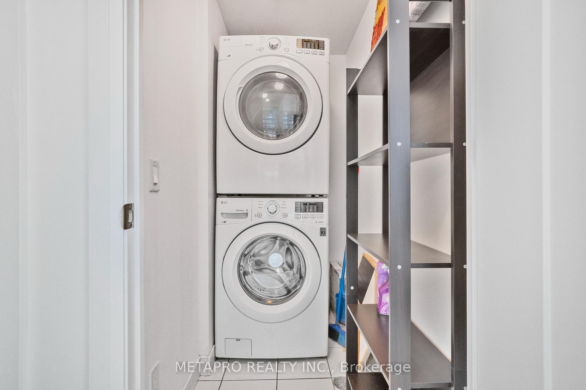 Photo 12 of Unit 809, 110 Marine Parade Drive, Etobicoke, Mimico — HOMEH