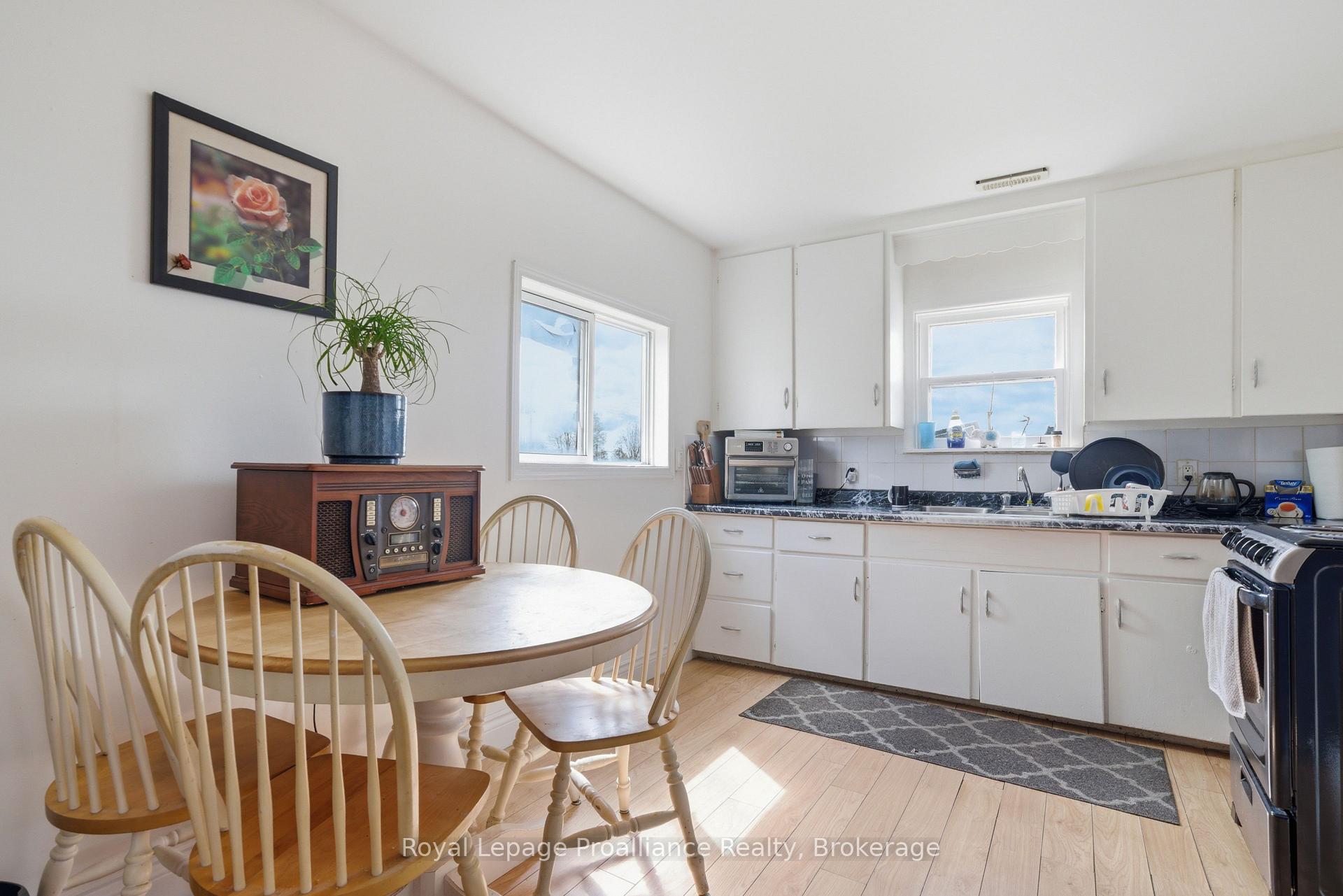 Photo 29 of 199 Dundas Street E, Quinte West, Trenton Ward — HOMEH