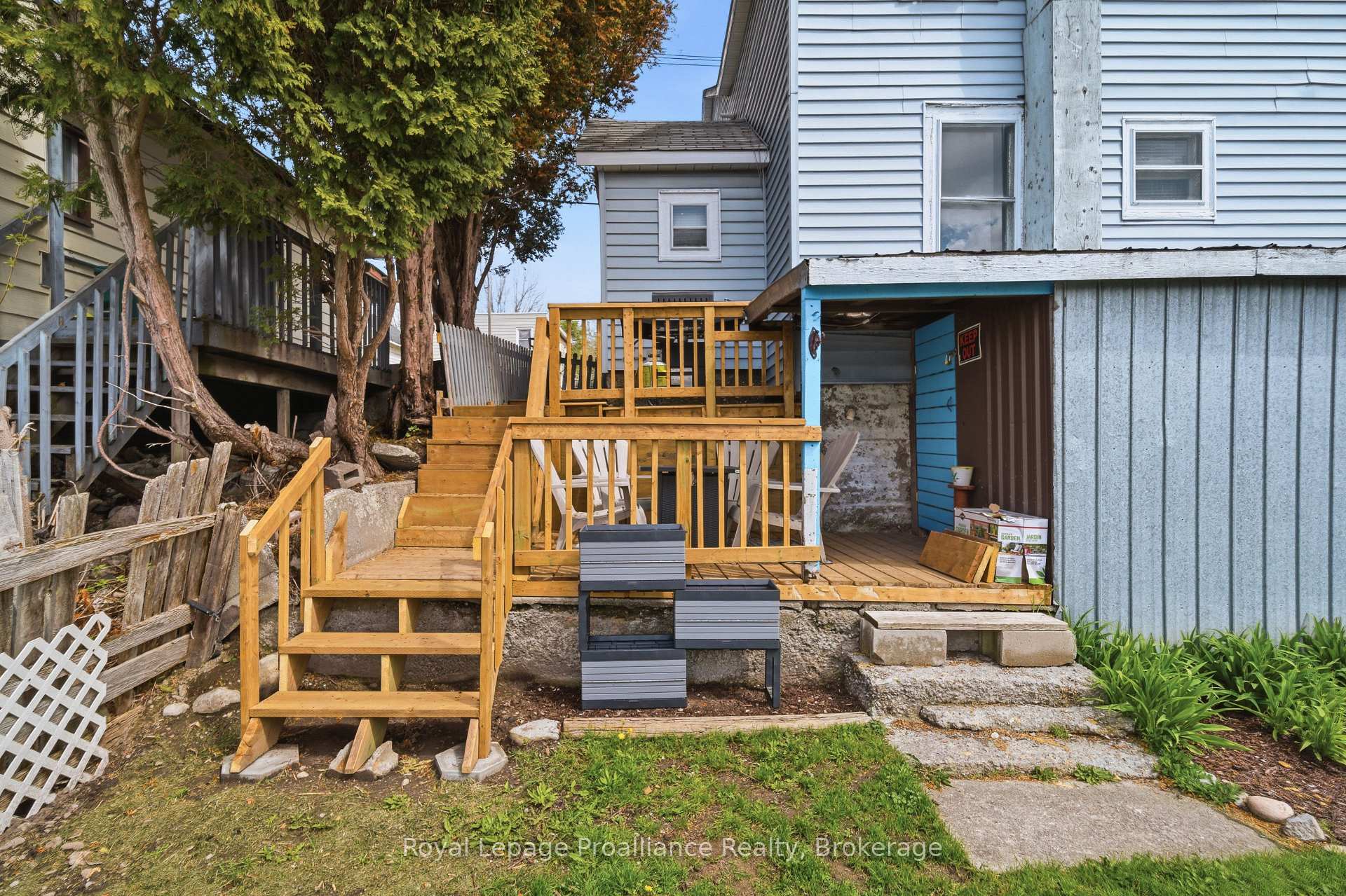 Photo 32 of 199 Dundas Street E, Quinte West, Trenton Ward — HOMEH