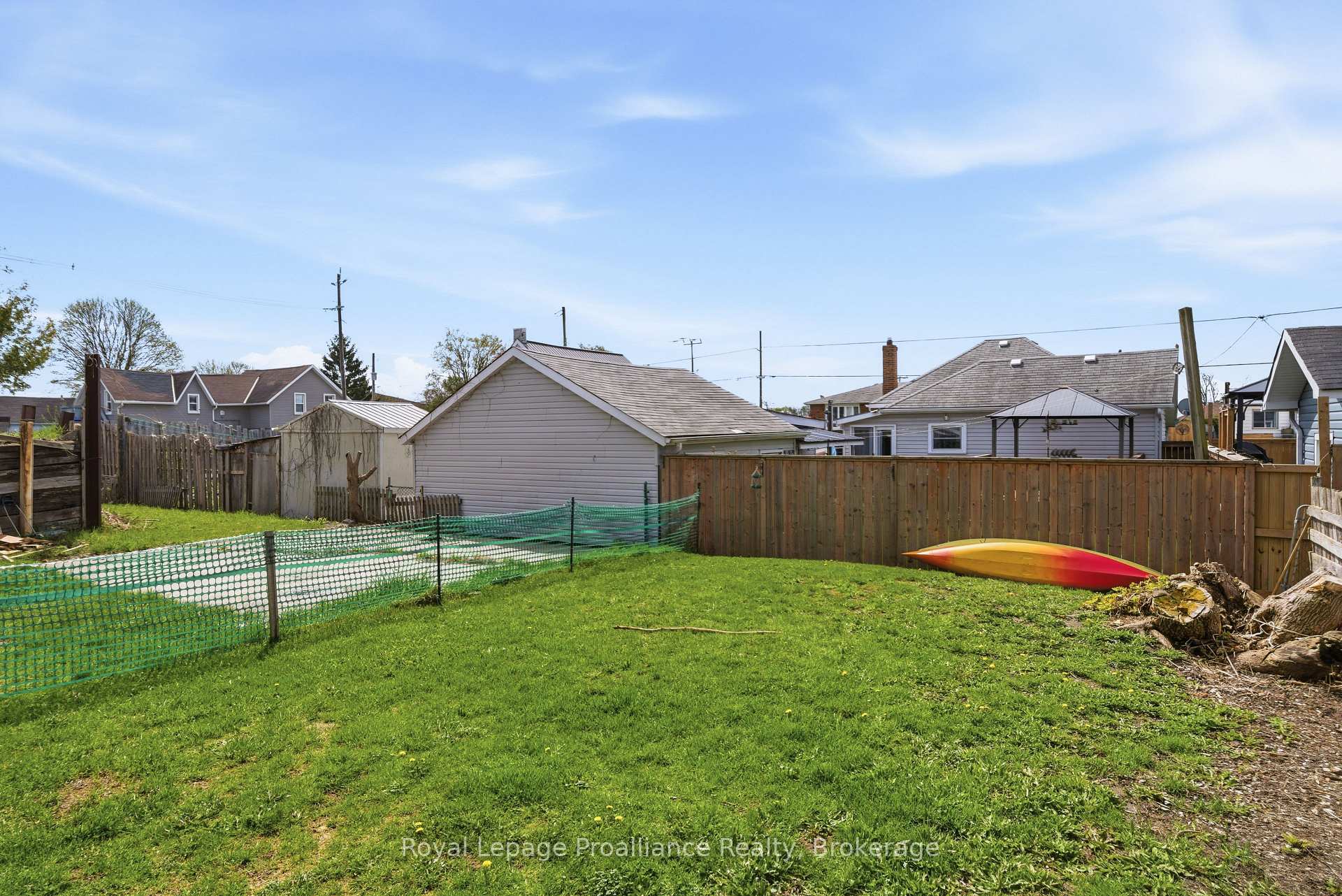 Photo 33 of 199 Dundas Street E, Quinte West, Trenton Ward — HOMEH