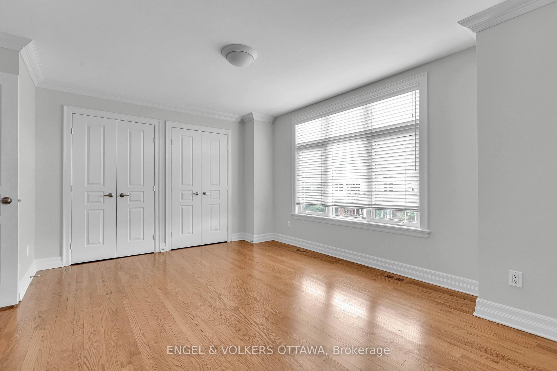 Photo 19 of 108 Manorhill Private, Ottawa, Guildwood Estates - Urbandale Acres — HOMEH