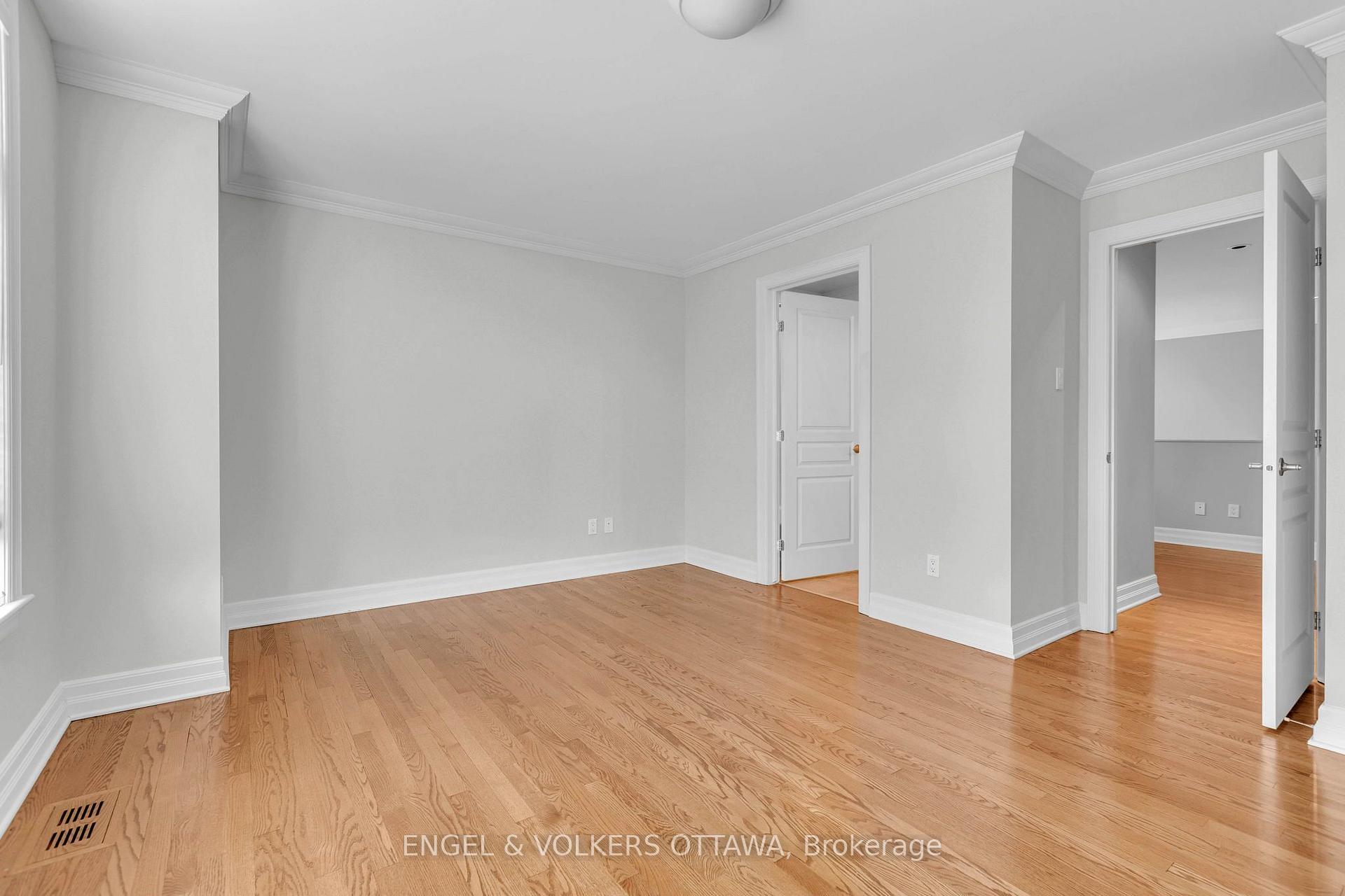 Photo 20 of 108 Manorhill Private, Ottawa, Guildwood Estates - Urbandale Acres — HOMEH