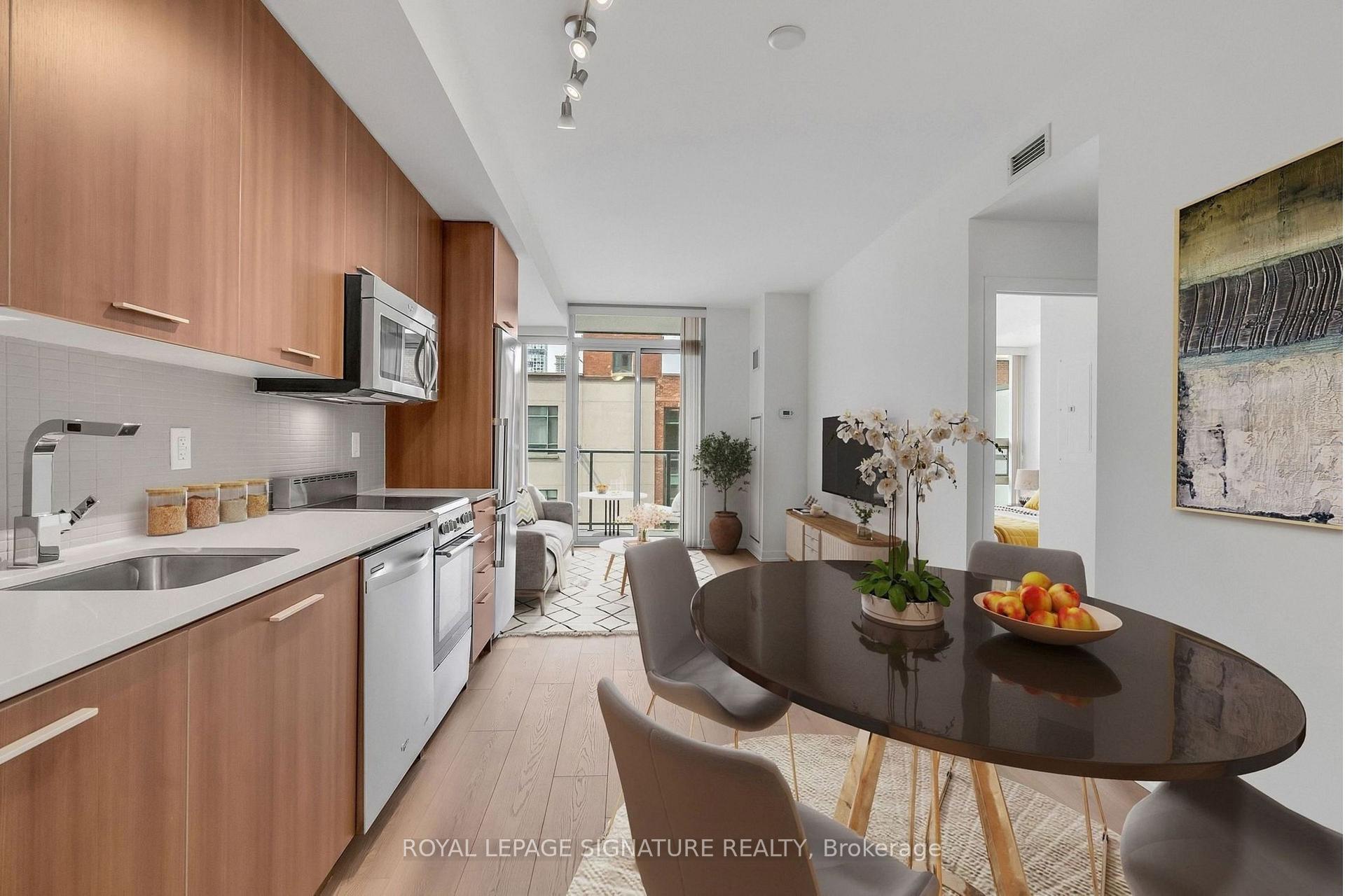 Photo 6 of Unit 315, 105 George Street, Toronto, Moss Park — HOMEH