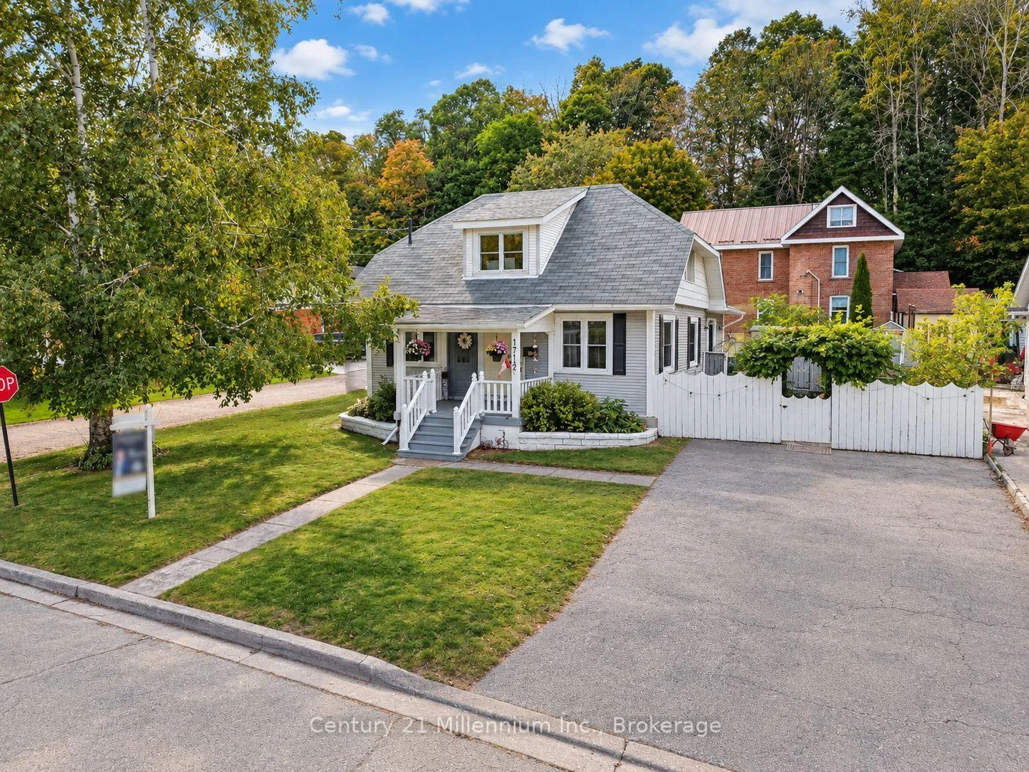 Photo of 1712 5th Avenue W