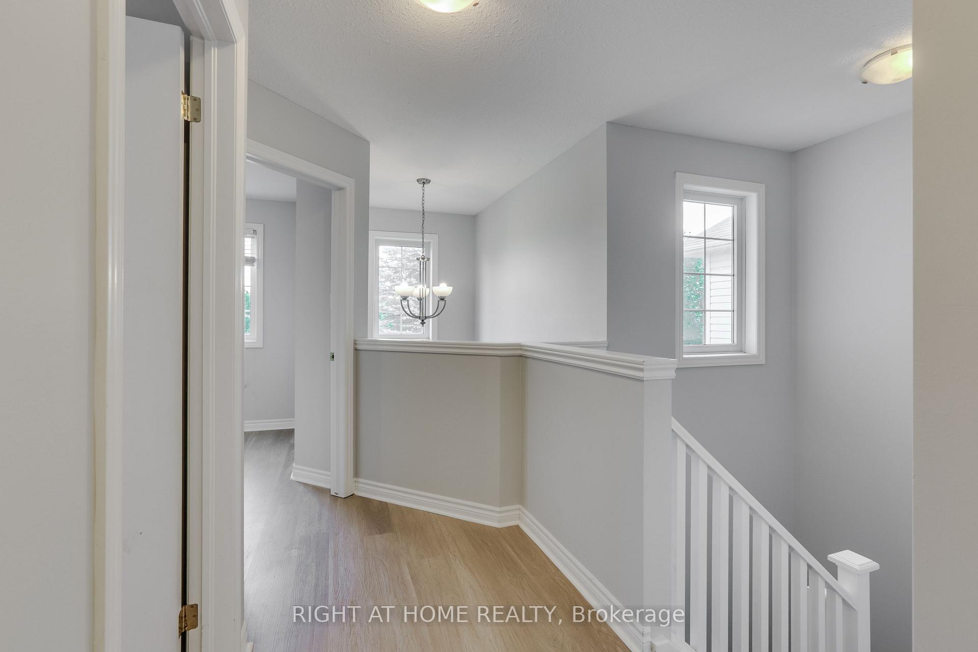 Photo 15 of 2206 Coronation Drive, London, North E — HOMEH