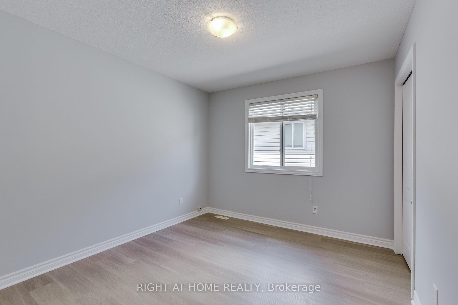 Photo 19 of 2206 Coronation Drive, London, North E — HOMEH