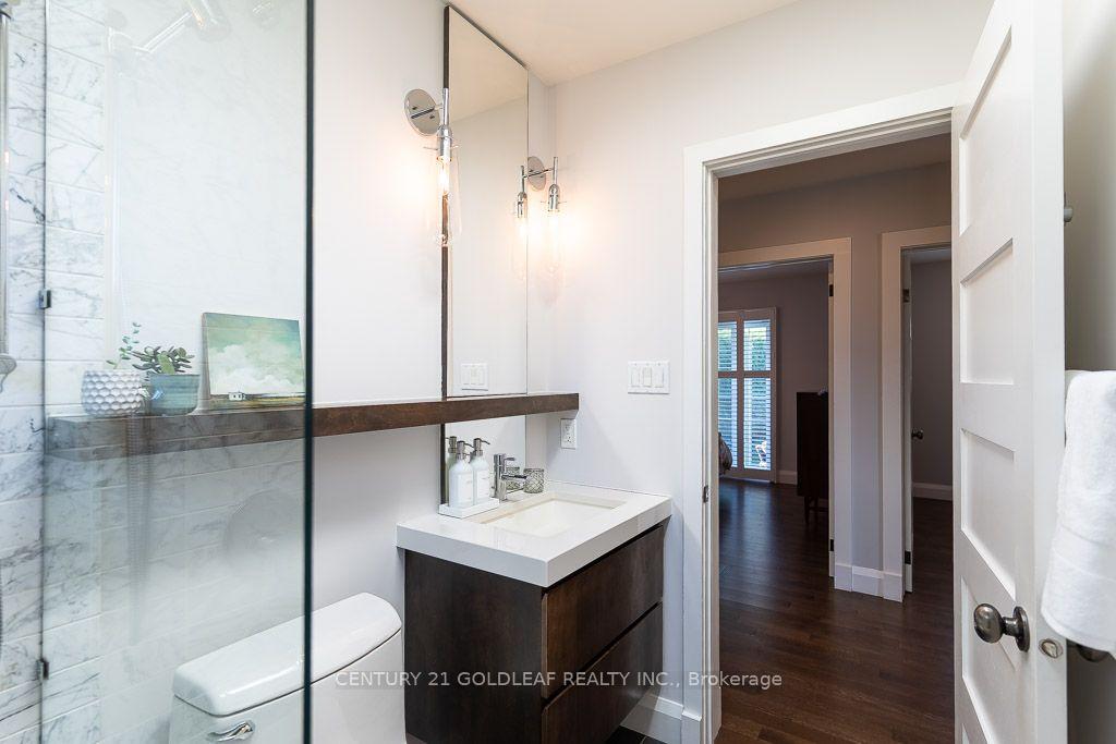 Photo 18 of 27 Roundhay Drive, Ottawa, Manordale — HOMEH