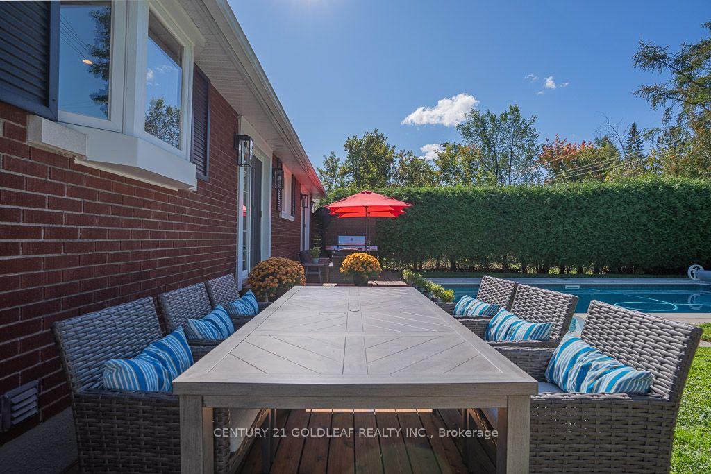 Photo 35 of 27 Roundhay Drive, Ottawa, Manordale — HOMEH
