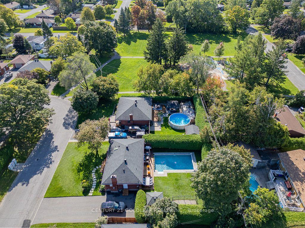 Photo 39 of 27 Roundhay Drive, Ottawa, Manordale — HOMEH