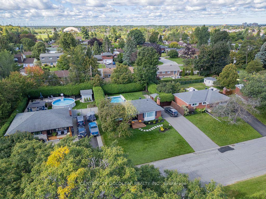 Photo 40 of 27 Roundhay Drive, Ottawa, Manordale — HOMEH